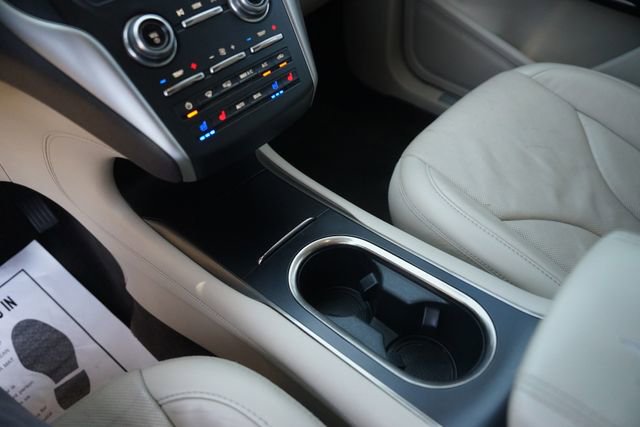 Used 2017 Lincoln MKC Reserve FWD image 29