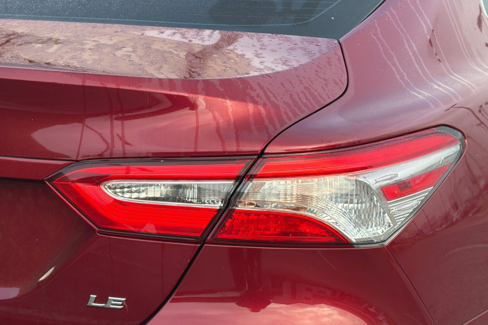 Used 2020 Toyota Camry LE w/ Carpet Mat Package FWD image 39