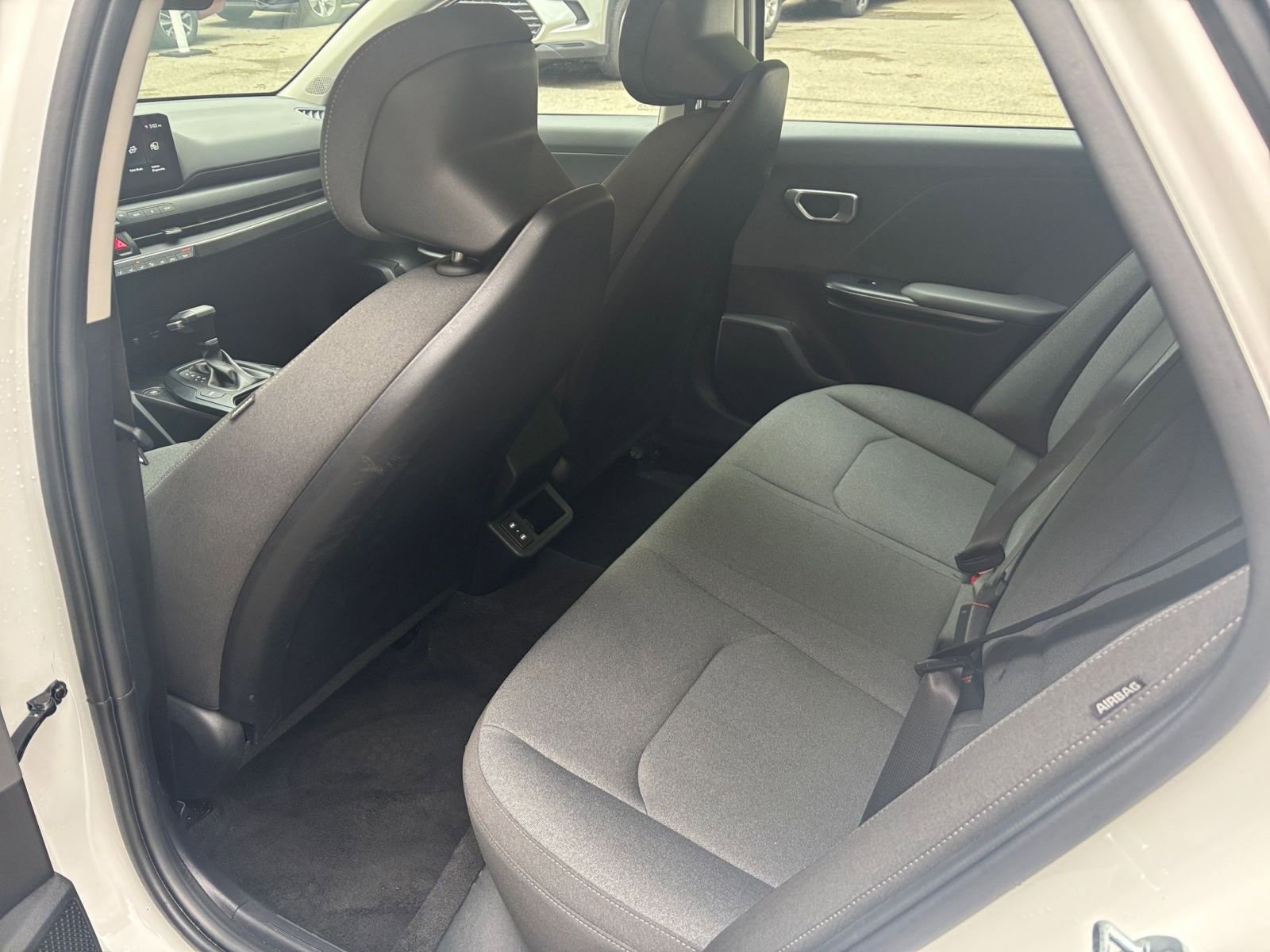 Used 2025 Kia K4 FWD image 38