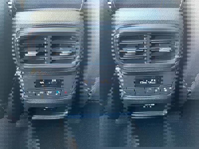 Used 2024 Honda Pilot Touring image 14