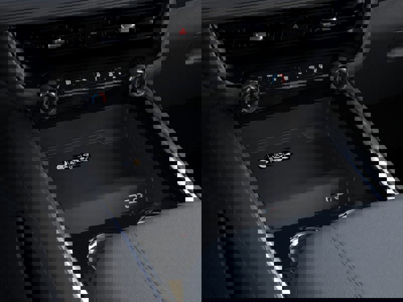 New 2026 Chevrolet Suburban LT w/ Comfort Package image 37