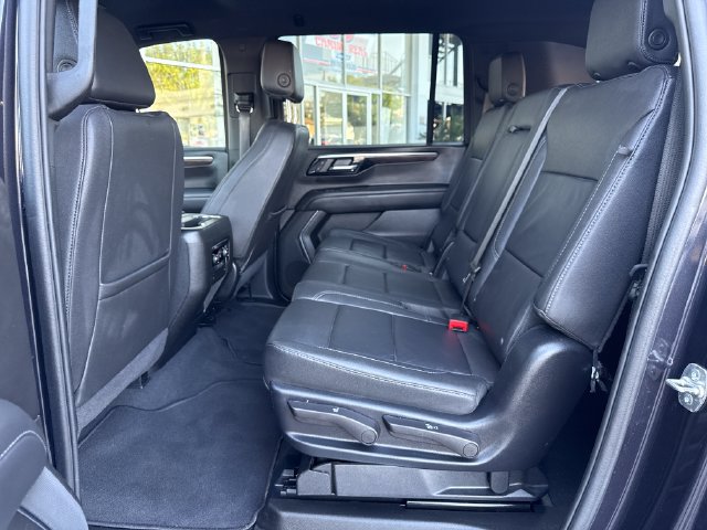 Certified 2025 Chevrolet Suburban Z71 AWD/4WD image 26