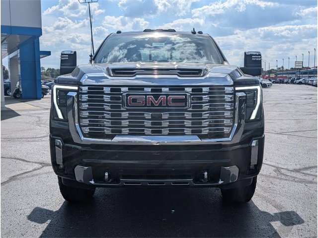 New 2026 GMC Sierra 2500 Denali w/ Denali Reserve Package image 2