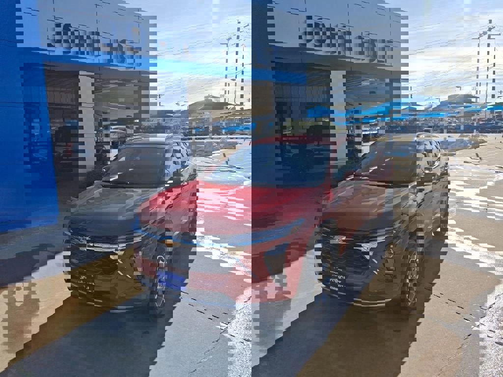 New 2026 Chevrolet Trax LT w/ Driver Confidence Package image 4