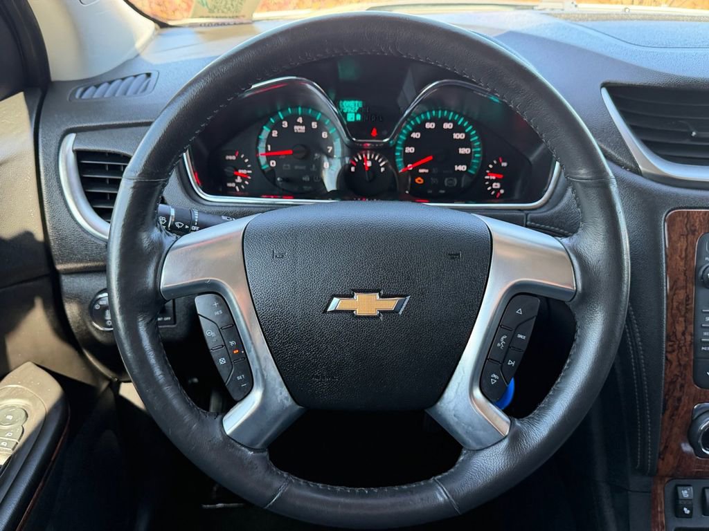 Used 2014 Chevrolet Traverse LTZ image 18