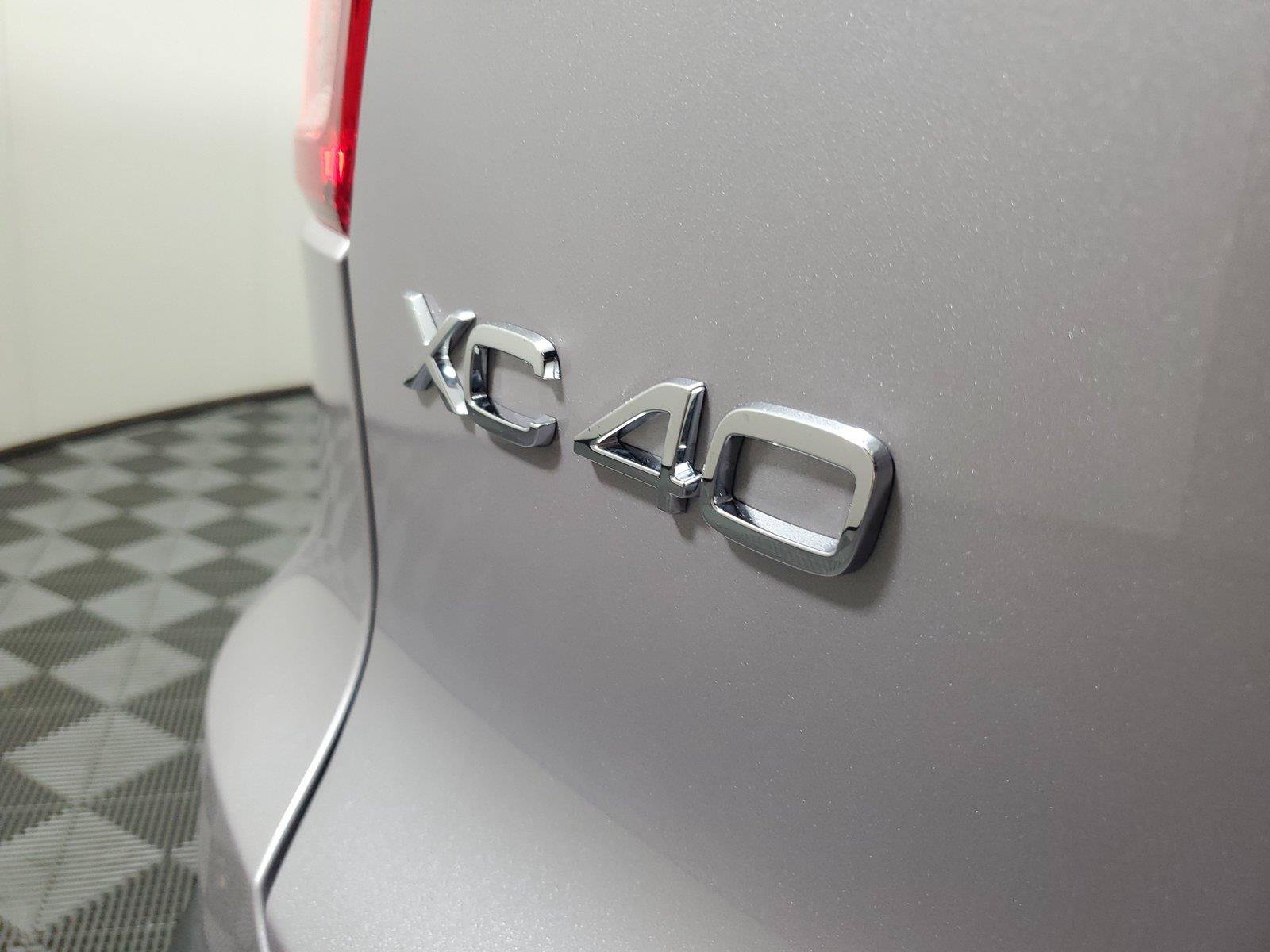 New 2026 Volvo XC40 B5 Plus w/ Protection Package Premier AWD/4WD image 8