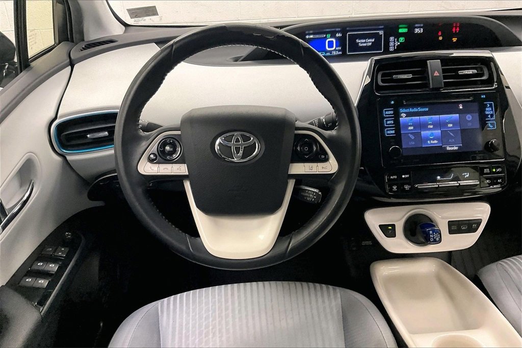 Used 2017 Toyota Prius Prime Plus image 4