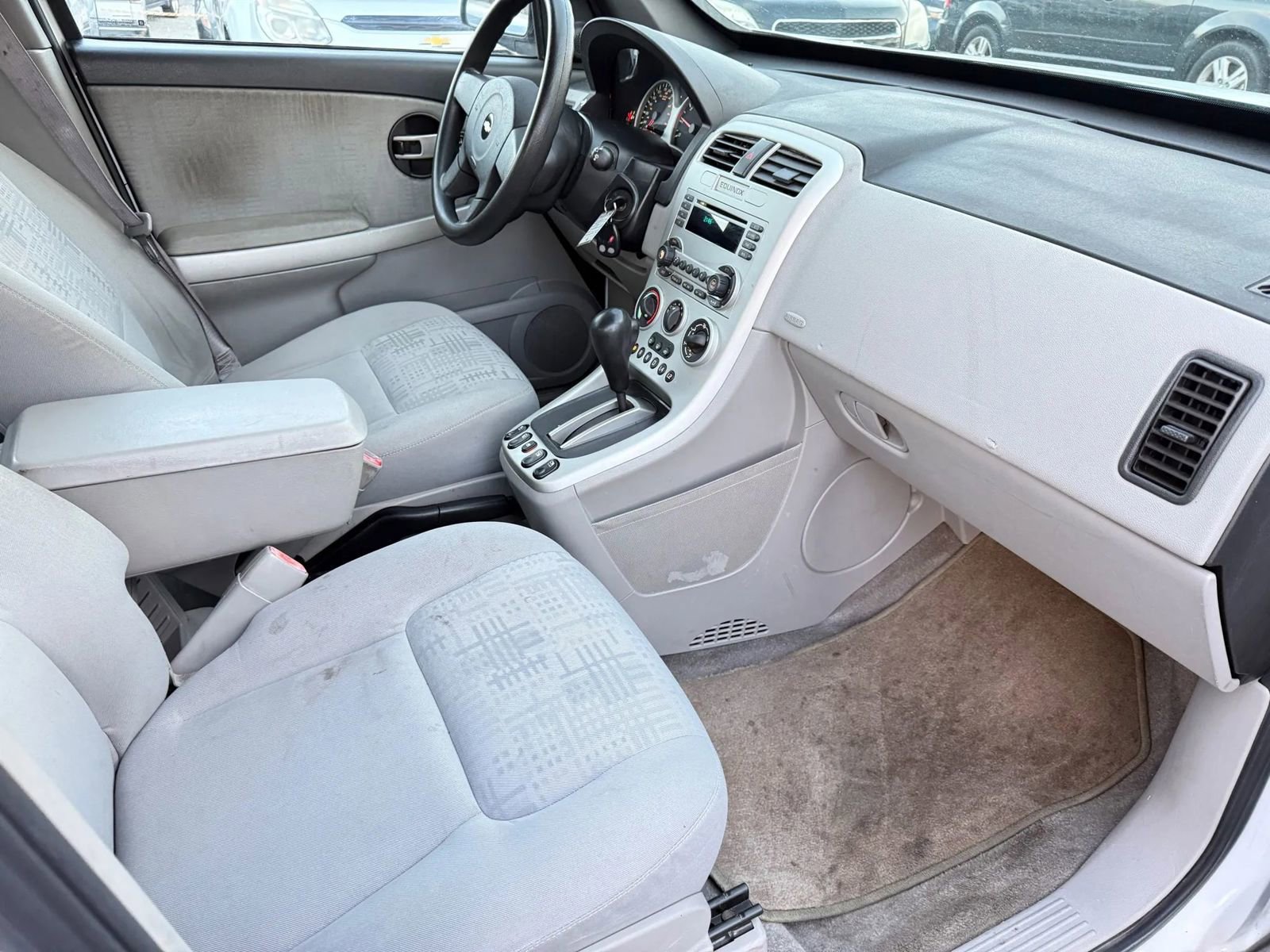 Used 2005 Chevrolet Equinox LS image 12