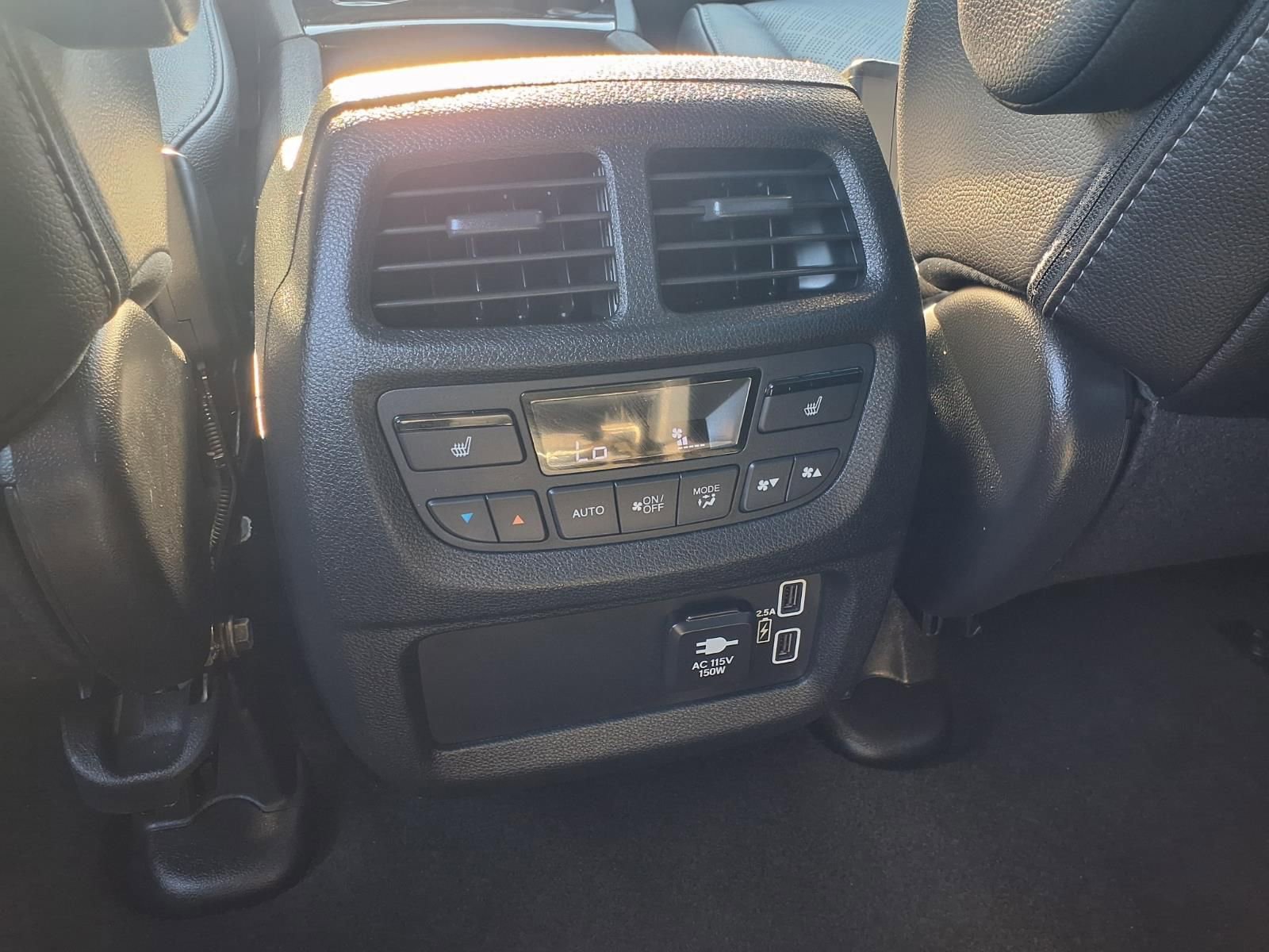 Used 2023 Honda Passport Elite image 15