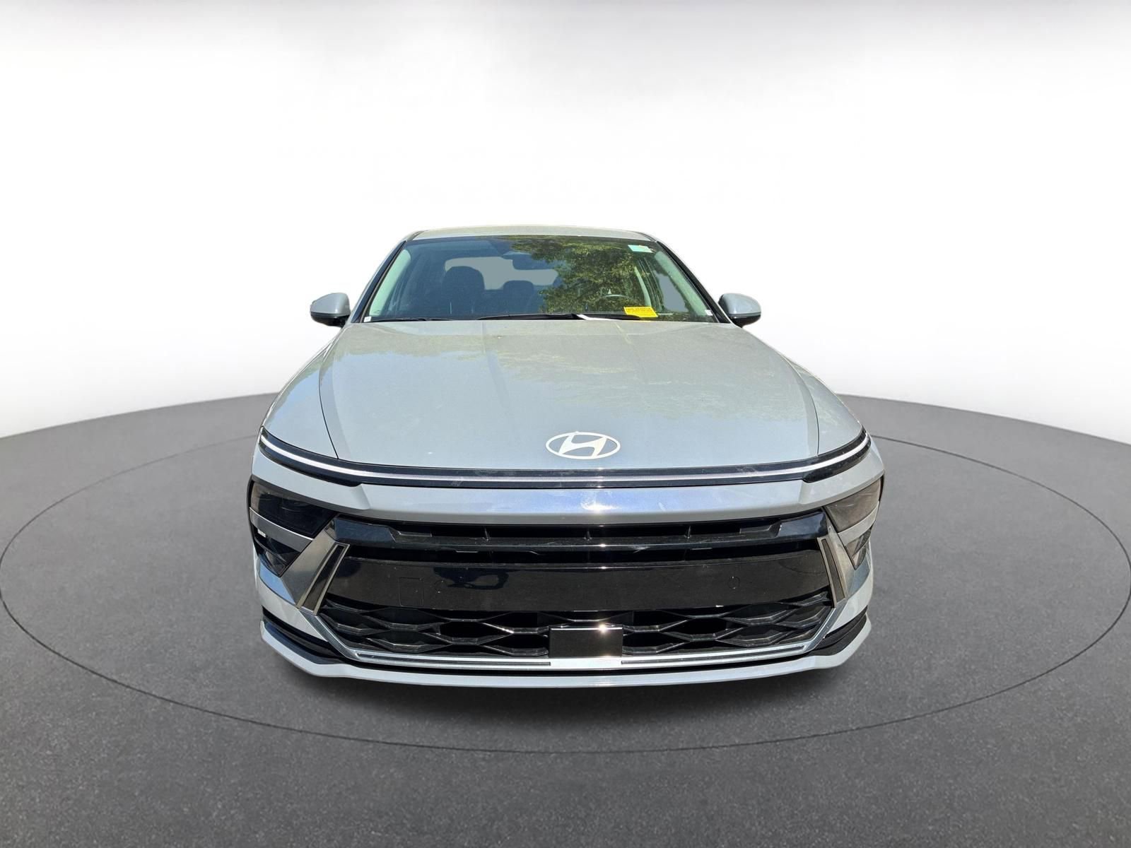 Used 2025 Hyundai Sonata SEL image 2