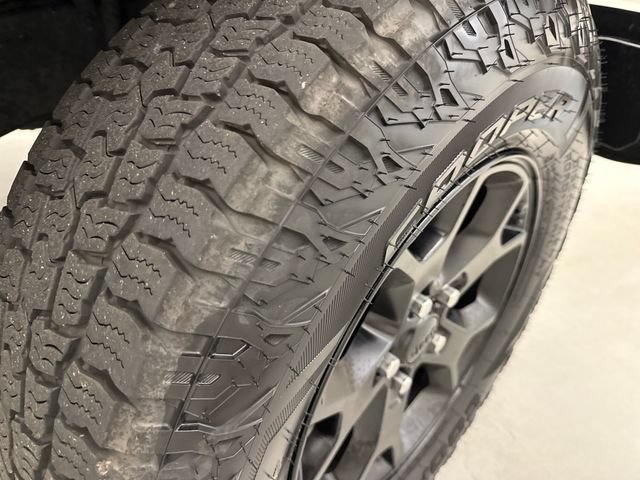 Used 2021 Jeep Wrangler Sport AWD/4WD image 29