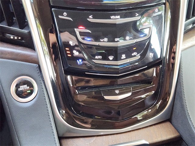Used 2019 Cadillac Escalade ESV Premium Luxury image 20