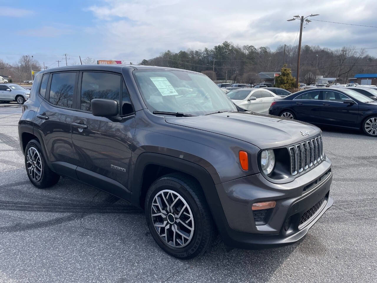 Used 2019 Jeep Renegade Sport FWD image 7