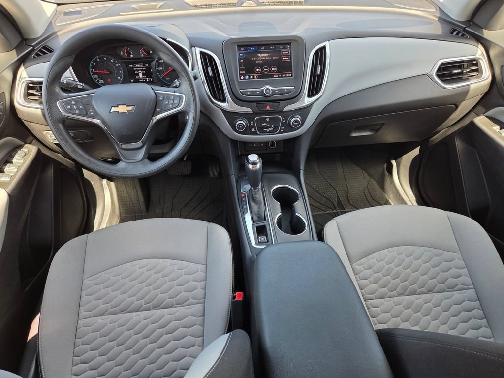 Used 2021 Chevrolet Equinox LS w/ LS Convenience Package FWD image 9