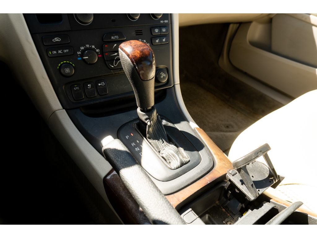 Used 2005 Volvo S80 2.5T FWD image 24