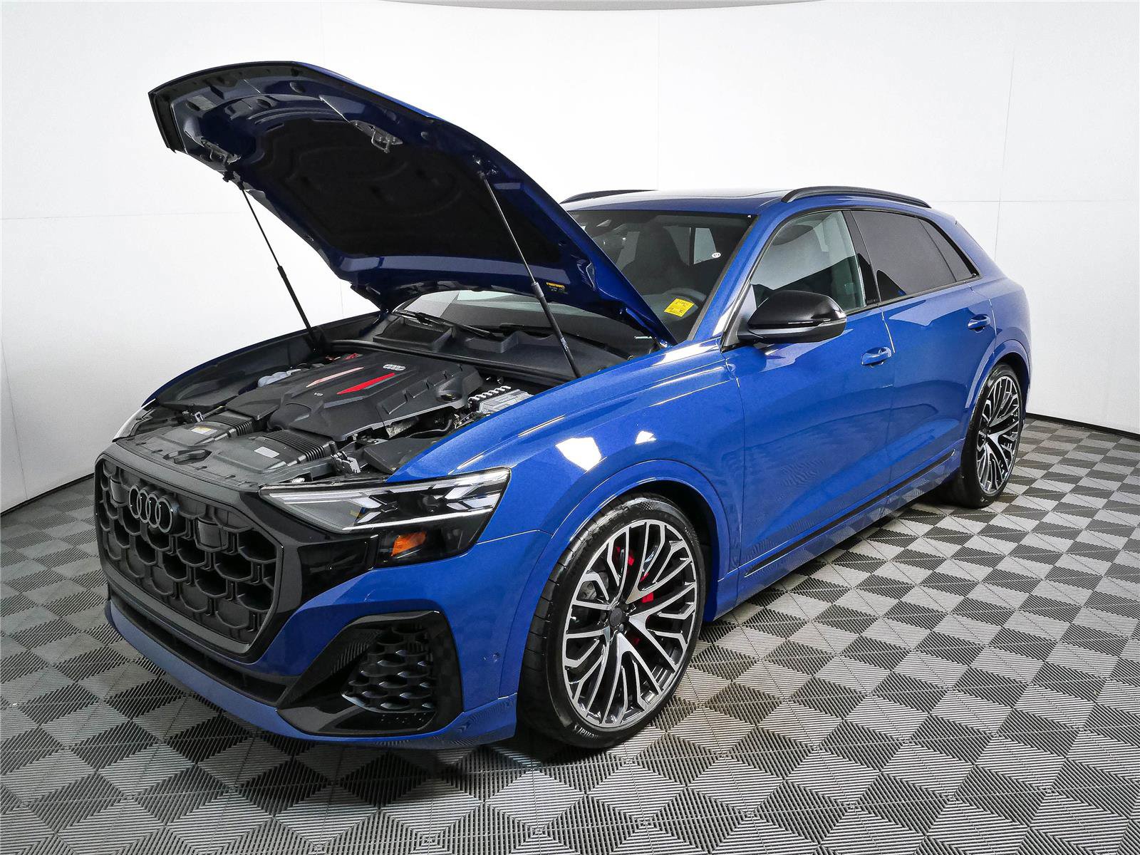 New 2026 Audi SQ8 Prestige AWD/4WD image 35