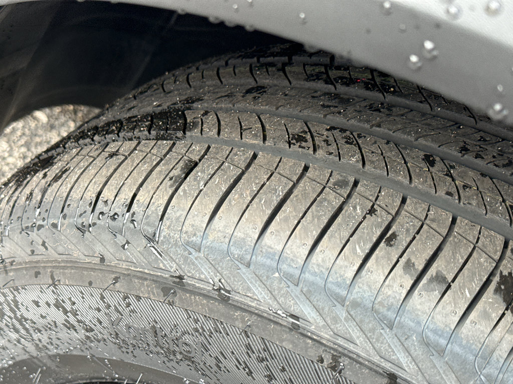 New 2026 Nissan Rogue SV image 10