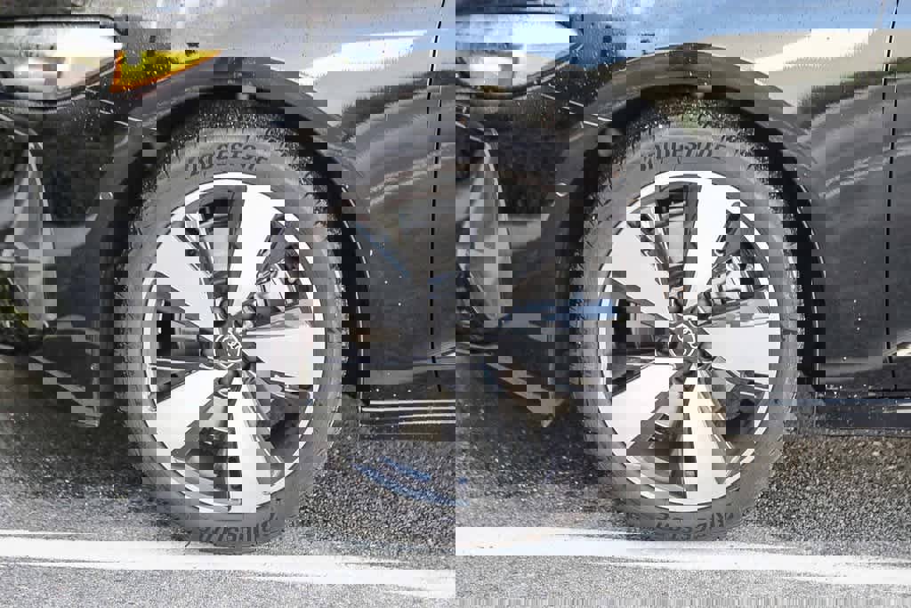 Certified 2025 Audi A5 2.0T Premium w/ Convenience Package image 8