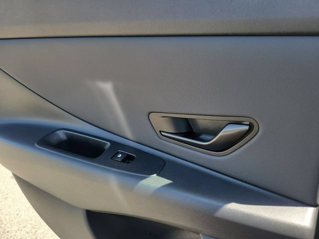New 2026 Hyundai Elantra SEL Sport FWD image 23