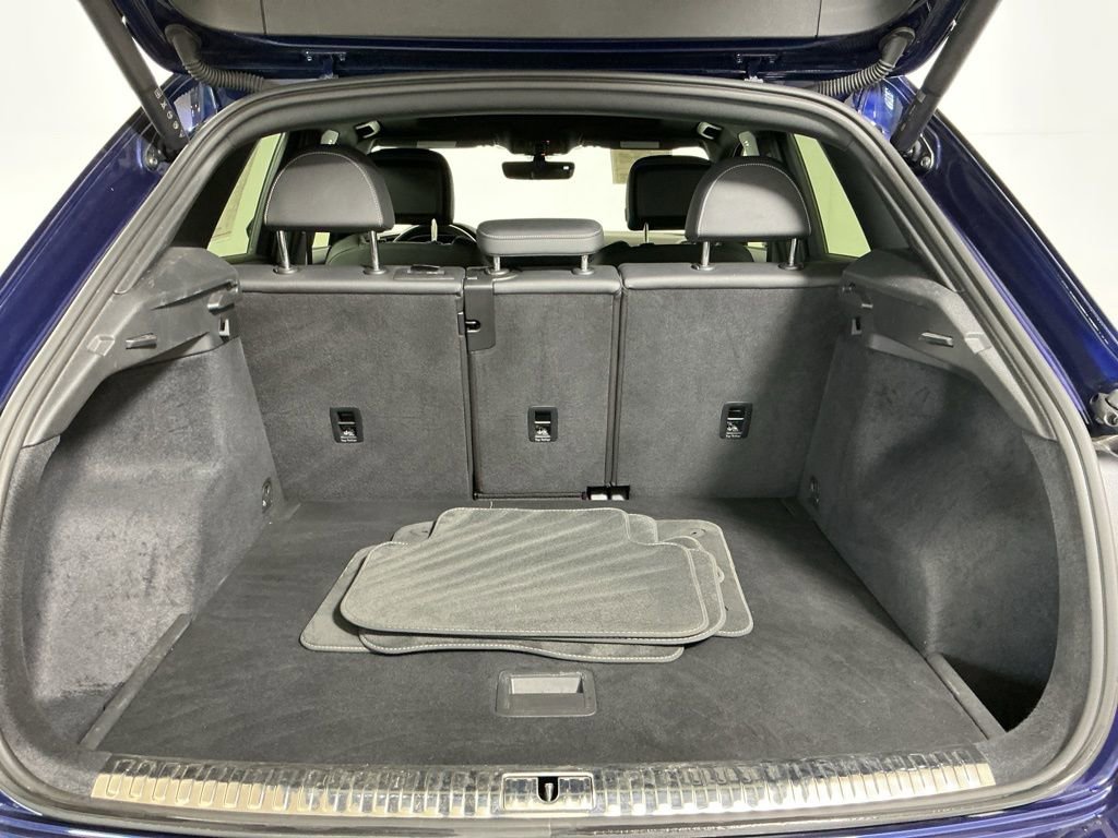 Used 2024 Audi Q3 2.0T Premium Plus image 29