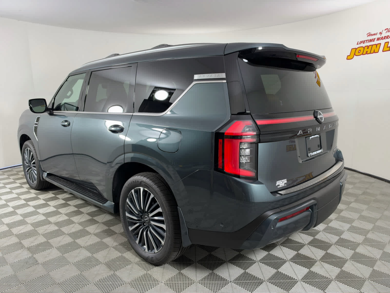 New 2026 Nissan Armada Platinum Reserve AWD/4WD image 3