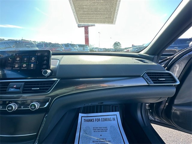Used 2018 Honda Accord Sport image 16