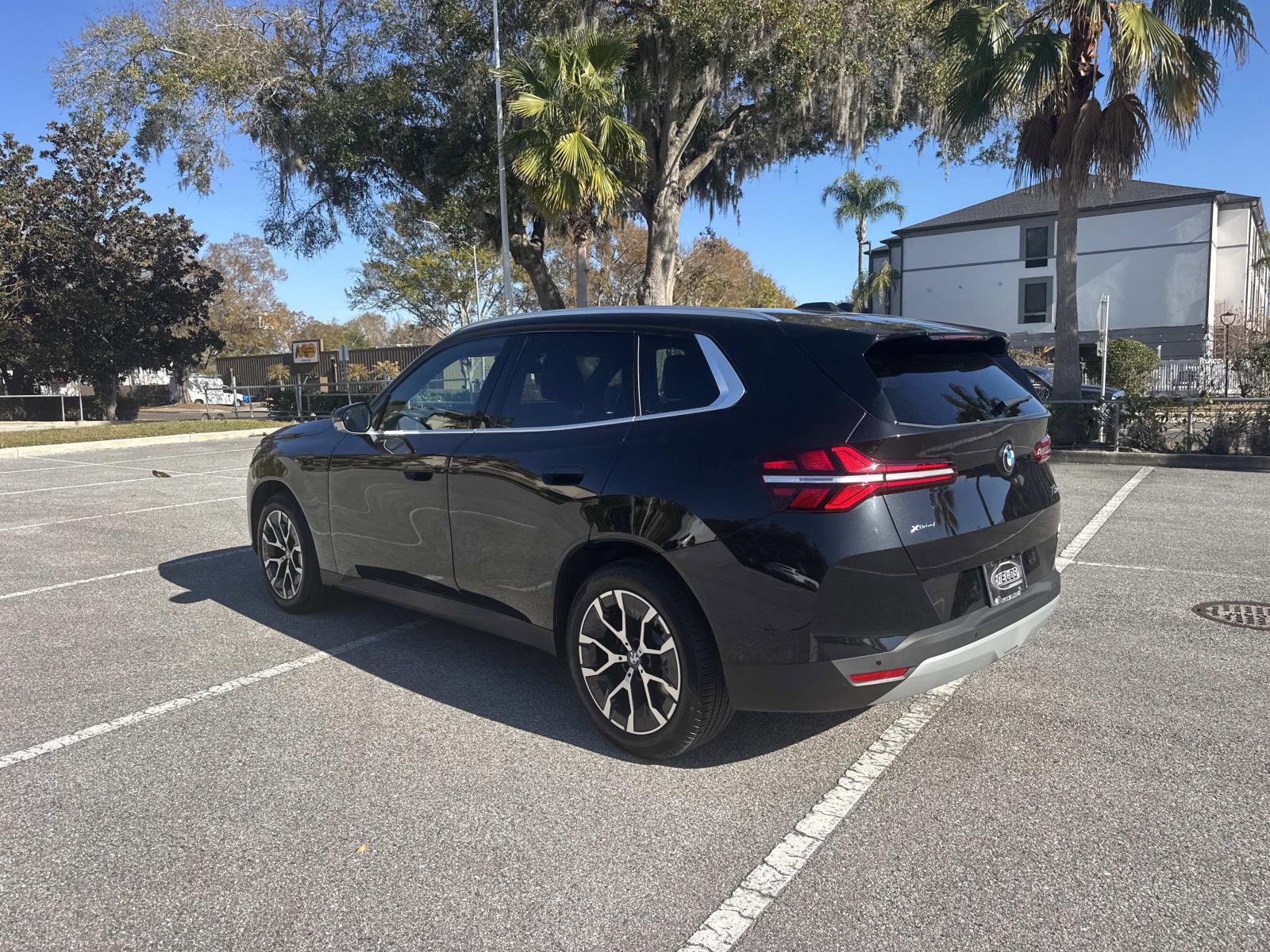 Used 2025 BMW X3 xDrive30i w/ Premium Package image 6