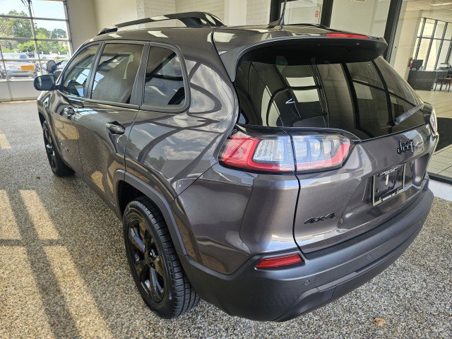 Used 2021 Jeep Cherokee Latitude Plus AWD/4WD image 5