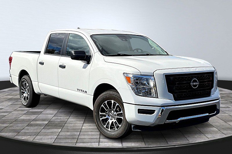 Used 2023 Nissan Titan SV RWD image 13