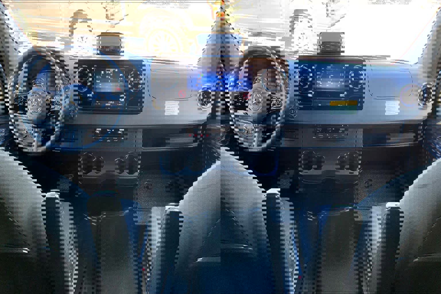 Used 2025 Mercedes-Benz Sprinter 2500 image 16