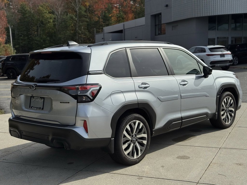 Used 2025 Subaru Forester Touring image 8