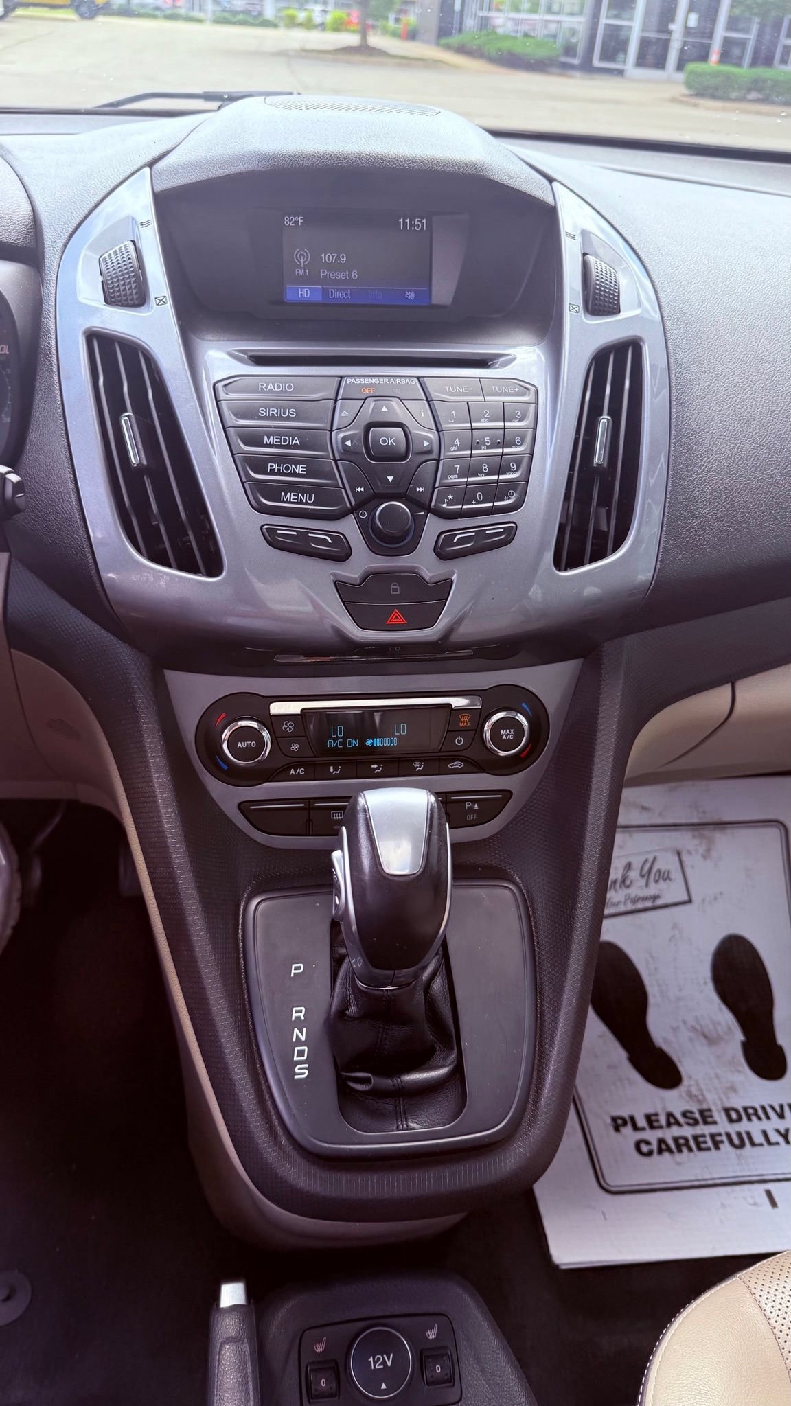 Used 2016 Ford Transit Connect Titanium FWD image 28