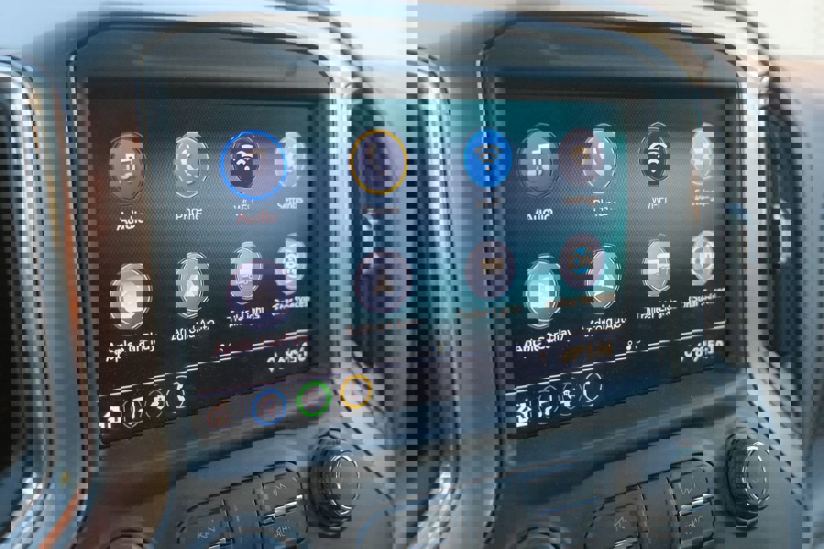 Used 2021 Chevrolet Silverado 1500 LT image 17