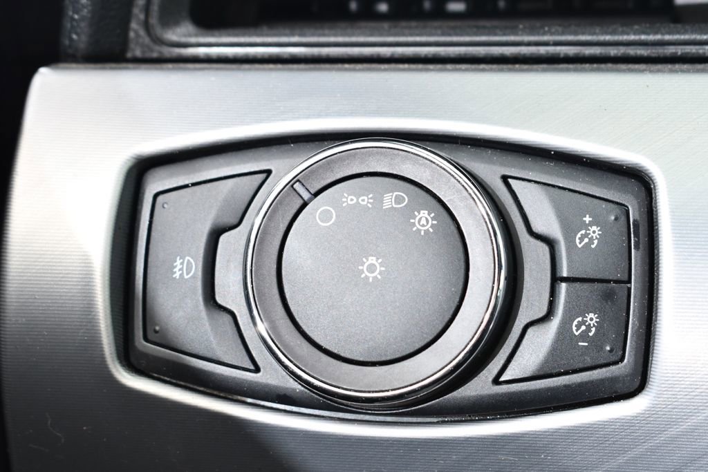 Used 2018 Ford Mustang Premium image 28