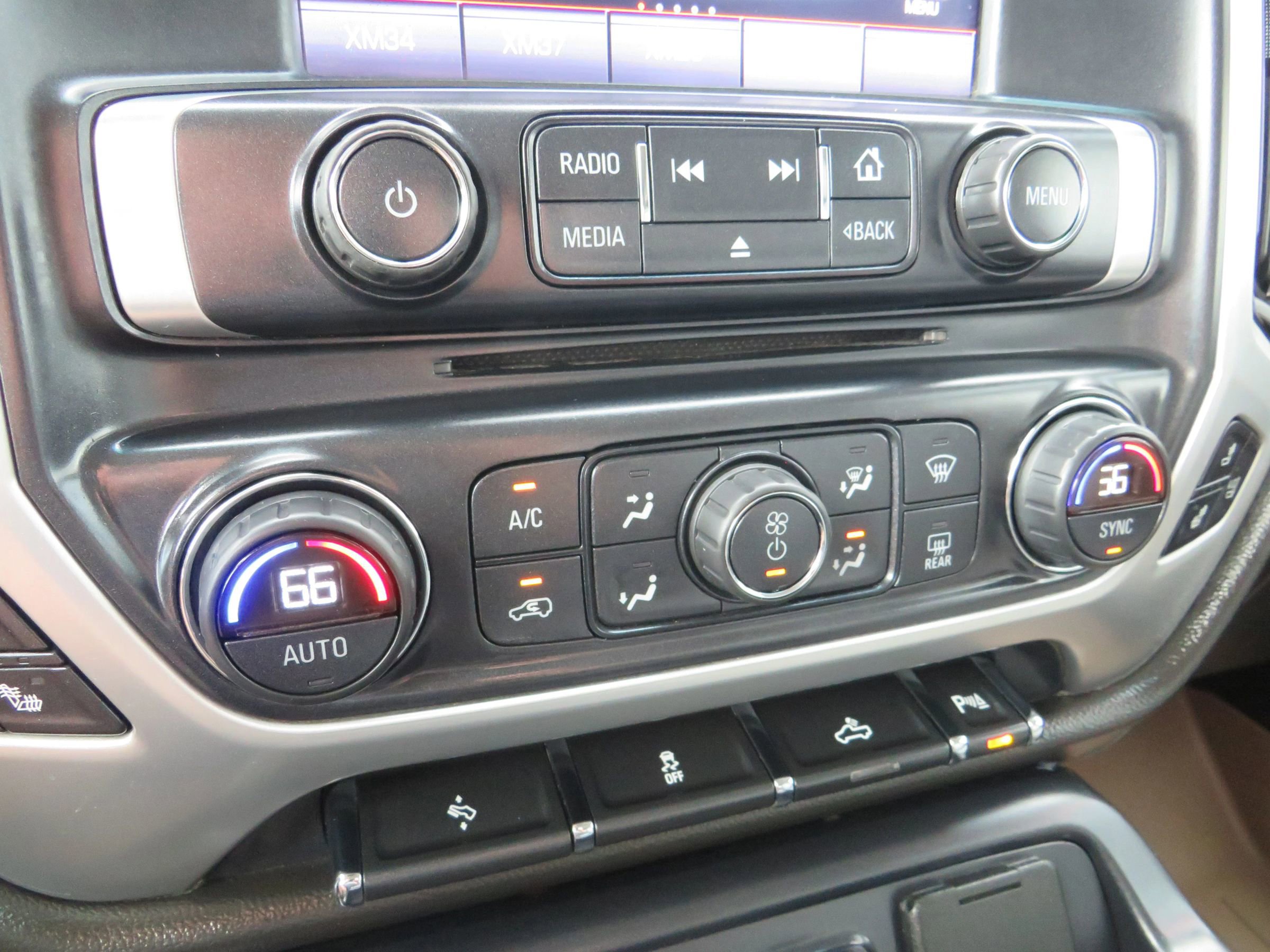 Used 2015 GMC Sierra 3500 SLT image 23