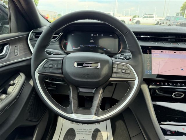 New 2026 Jeep Grand Cherokee L Limited AWD/4WD image 14
