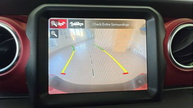 Used 2020 Jeep Gladiator Rubicon w/ Uconnect 4C Nav & Sound Group AWD/4WD image 16