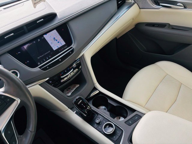 Used 2020 Cadillac XT5 Premium Luxury FWD image 57
