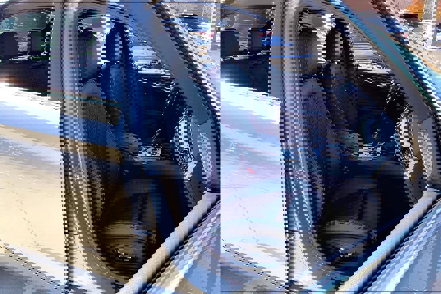 Used 2023 BMW 530i w/ Premium Package image 9