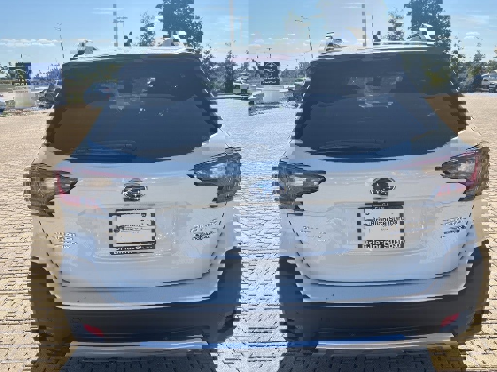 New 2025 Subaru Outback Touring XT image 8