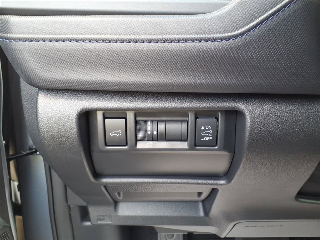 Certified 2025 Subaru Forester Premium image 11