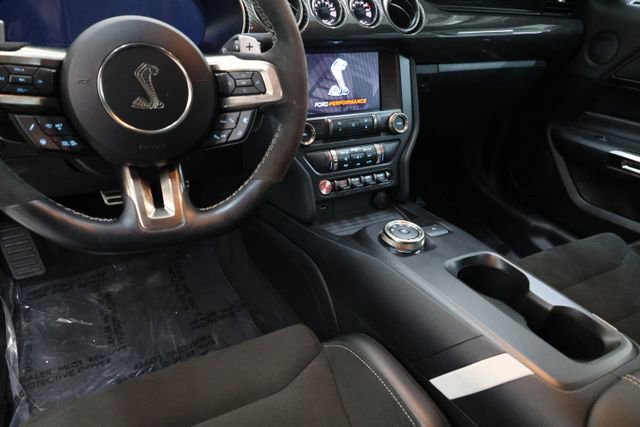 Used 2022 Ford Mustang Shelby GT500 w/ Carbon Fiber Track Pack image 91