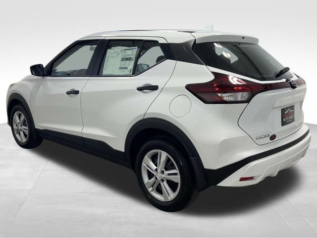 New 2025 Nissan Kicks Play S image 5