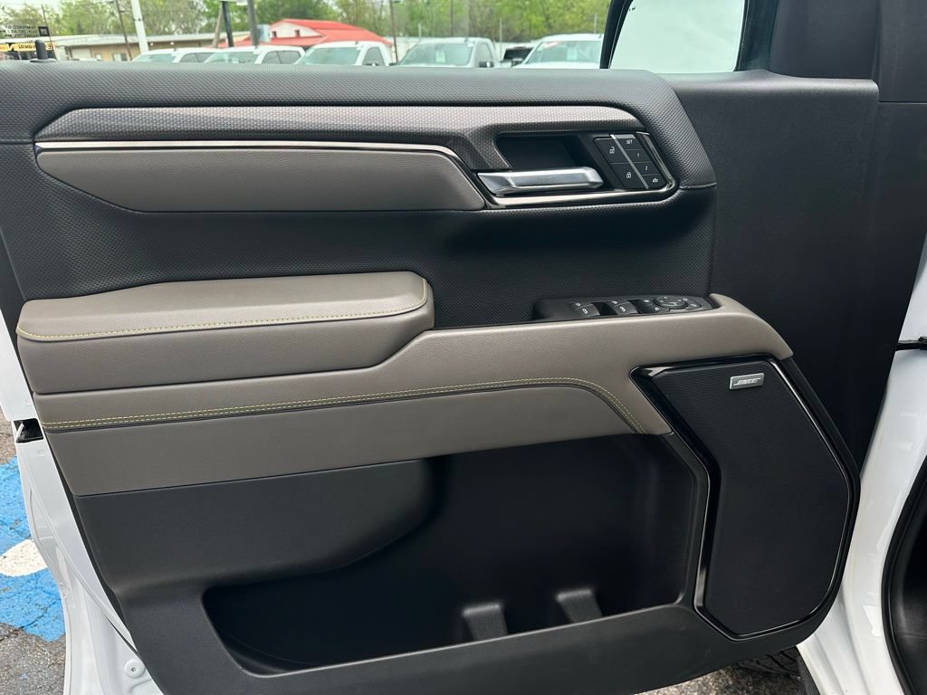 Used 2023 Chevrolet Silverado 1500 ZR2 AWD/4WD image 11