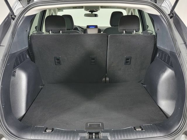 Used 2022 Ford Escape SE w/ Cold Weather Package FWD image 17