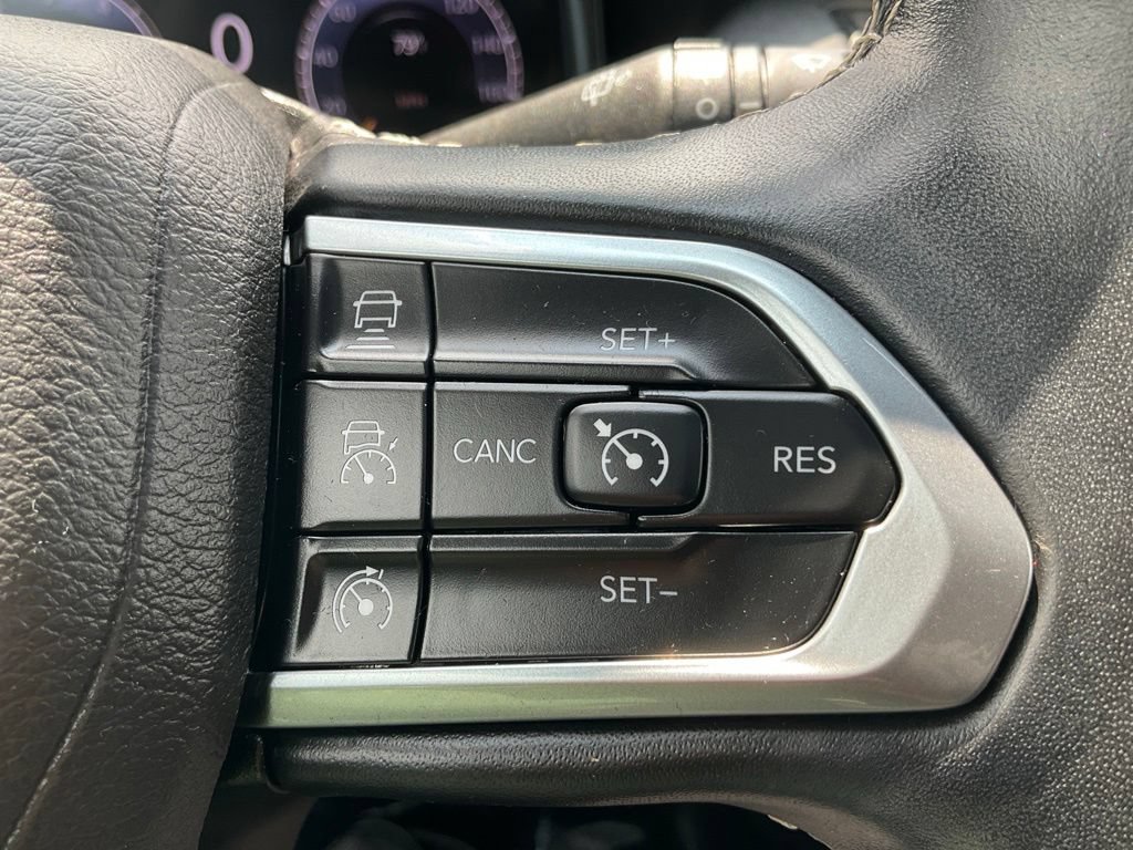 Used 2022 Jeep Compass High Altitude AWD/4WD image 23