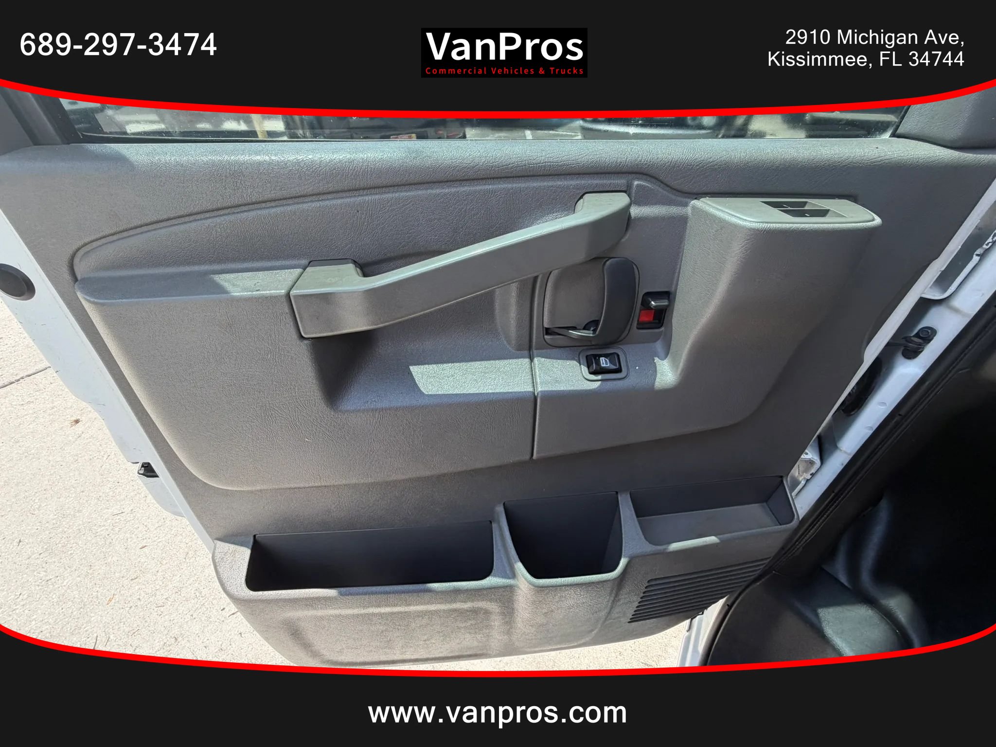 Used 2016 GMC Savana 2500 RWD image 8