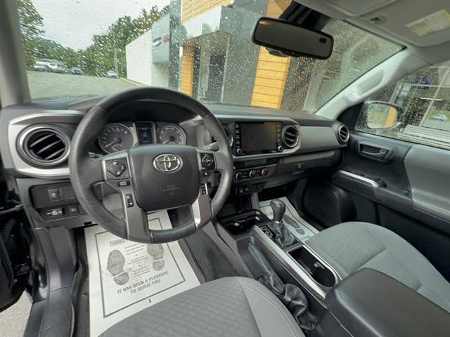 Used 2021 Toyota Tacoma SR5 AWD/4WD image 25