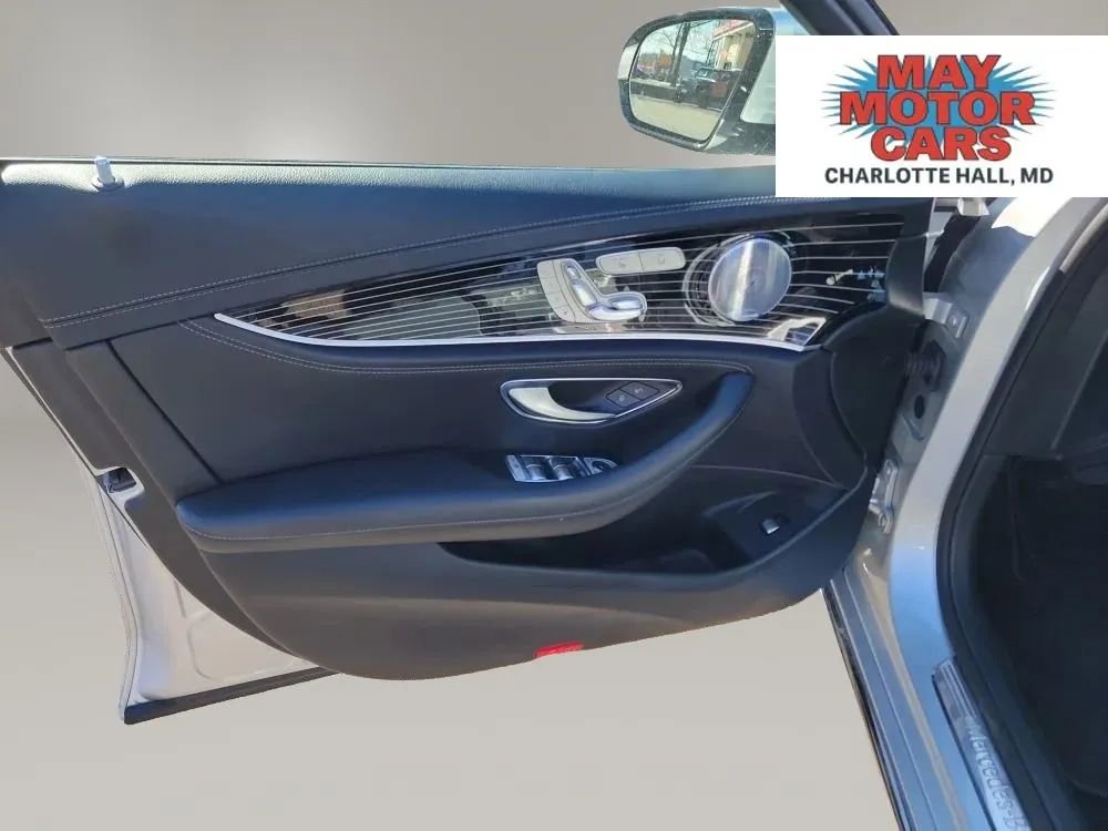 Used 2017 Mercedes-Benz E 300 4MATIC image 9