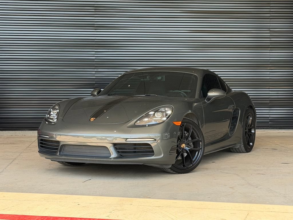 Certified 2024 Porsche 718 Cayman RWD image 1